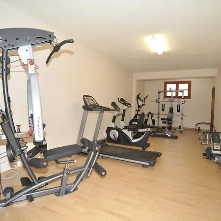 Xenios Paradise מלון 4*