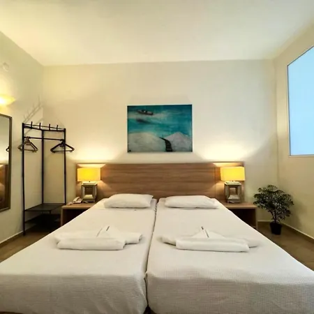 Xenios Paradise Ξενοδοχείο 4*