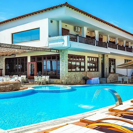 Xenios Paradise Ξενοδοχείο 4*