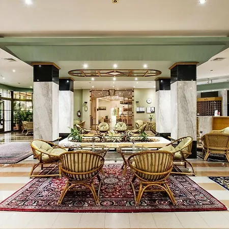 Hotel Xenios Paradise