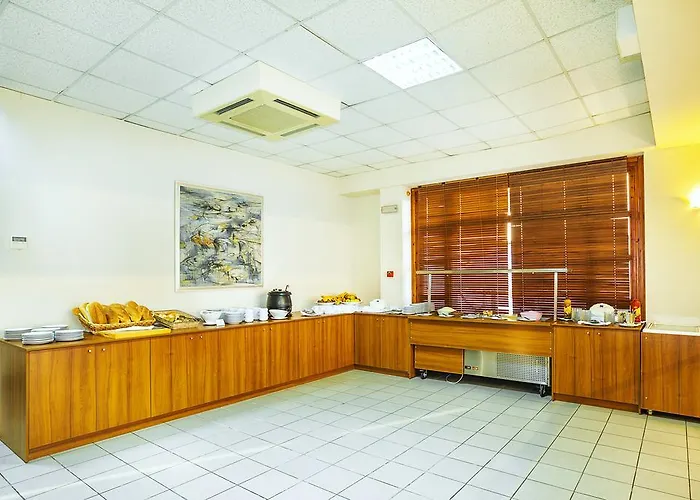 Xenios Paradise Hotel 4*