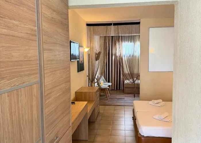 Xenios Paradise 4* Possidi