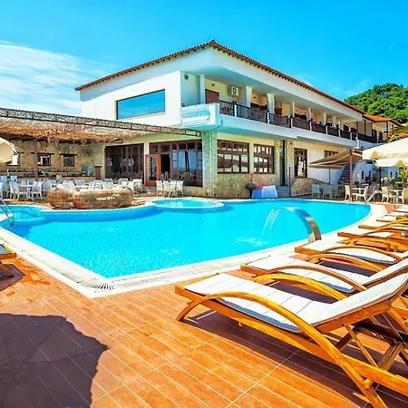 Xenios Paradise 酒店