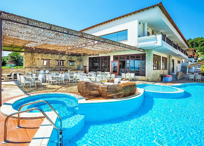 Xenios Paradise Hotel 4*