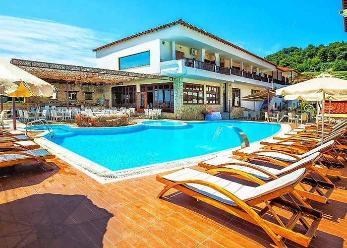 Hotel Xenios Paradise 4*