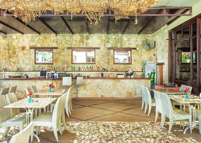 Xenios Paradise Hotel